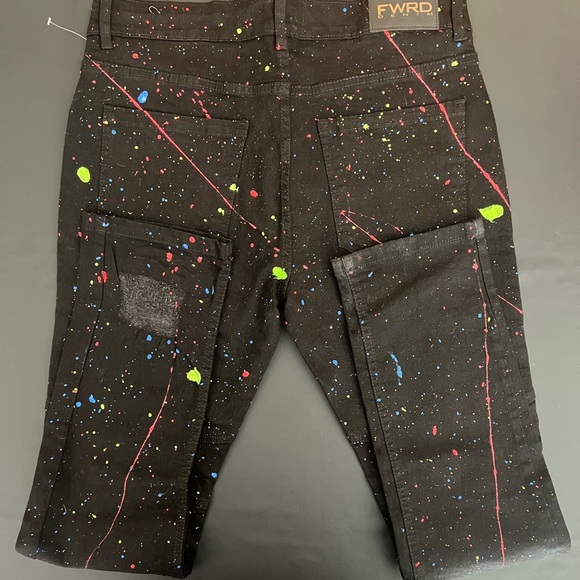 Black/painted jeans - Picture 3 of 3